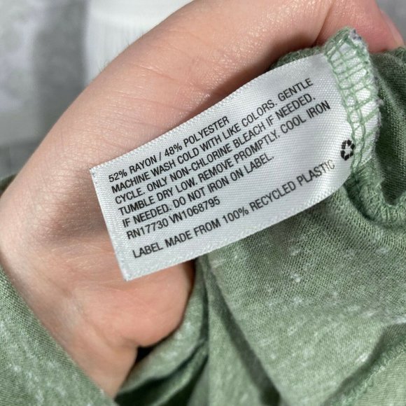 Mossimo Green Cross Front V Neck Top Size S - Picture 5 of 5